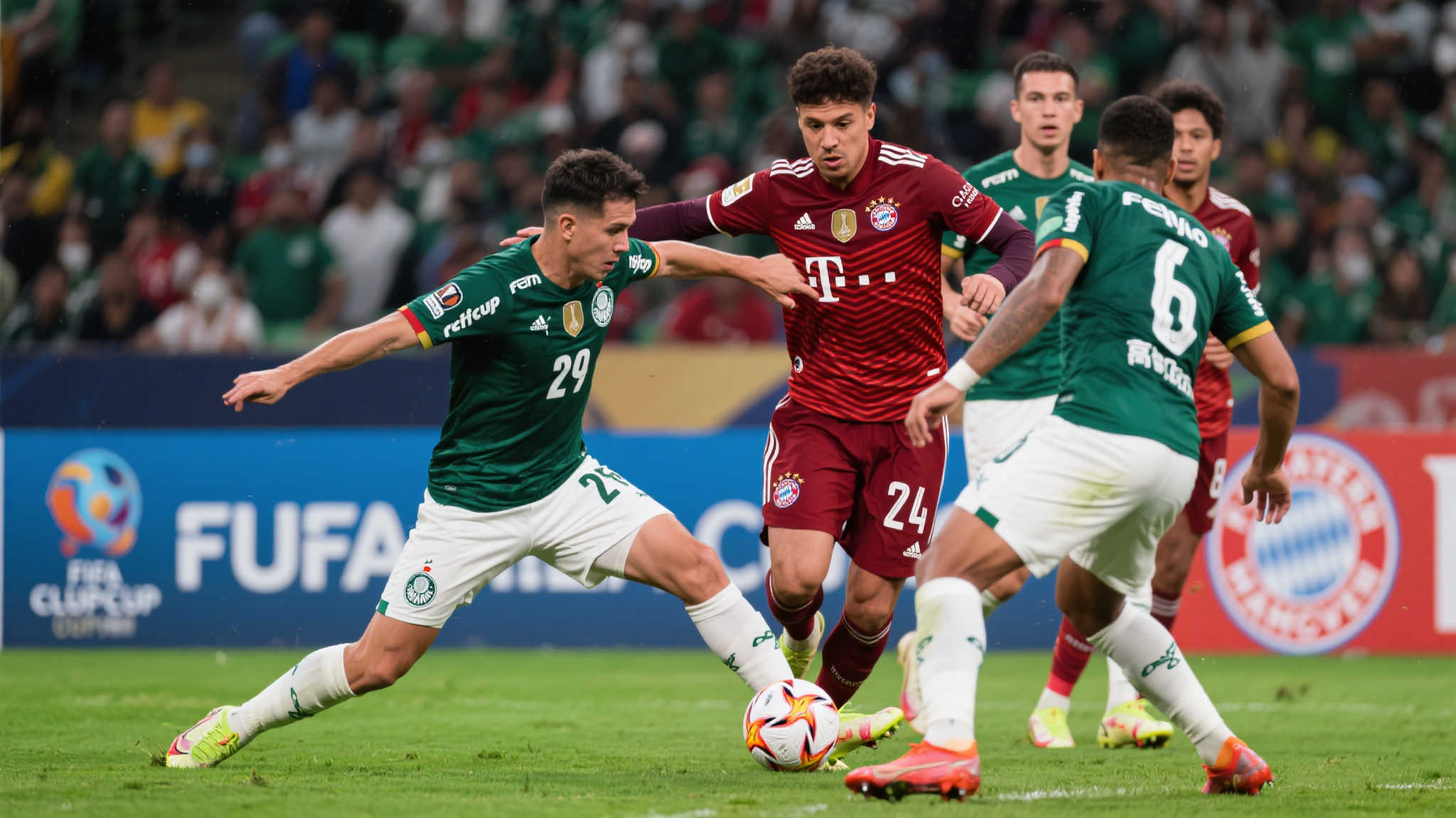 世俱杯首轮高压逼抢数据:拜仁29次领跑,帕尔梅拉紧随其后 在现代足球中,高位逼抢已成为一种有效的战术策略,许